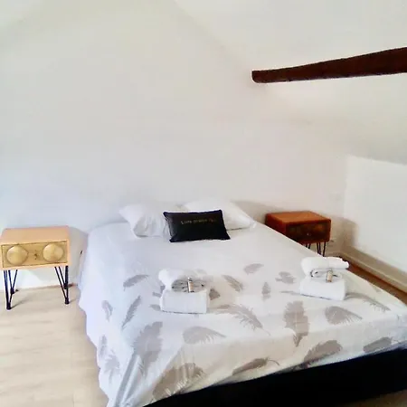 Au Petit Bonheur Appartement Épernay Buitenkant foto